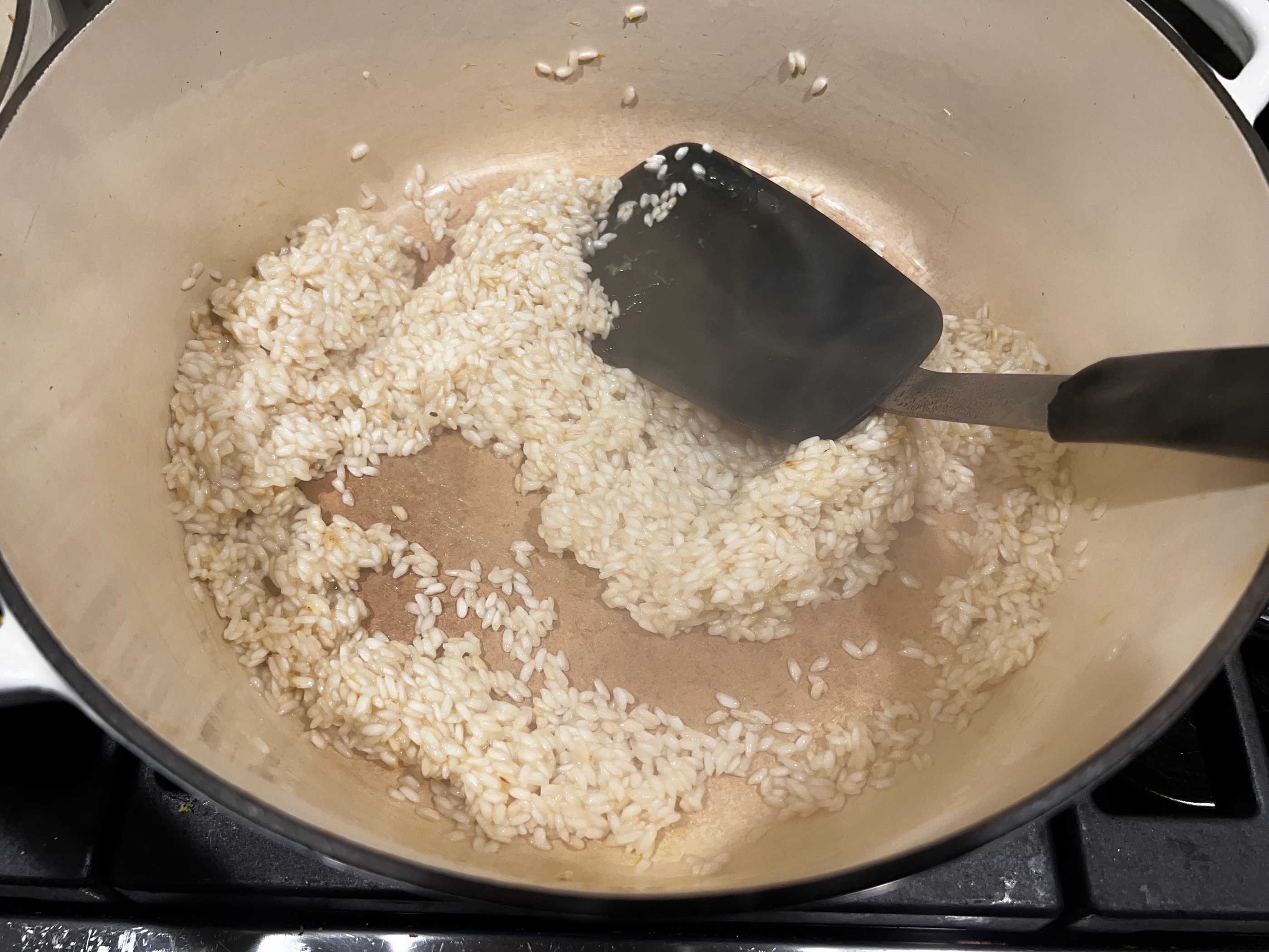 Immagine che contiene Stoviglie e teglie, cucinare, interno, Utensile da cucina
Descrizione generata automaticamente